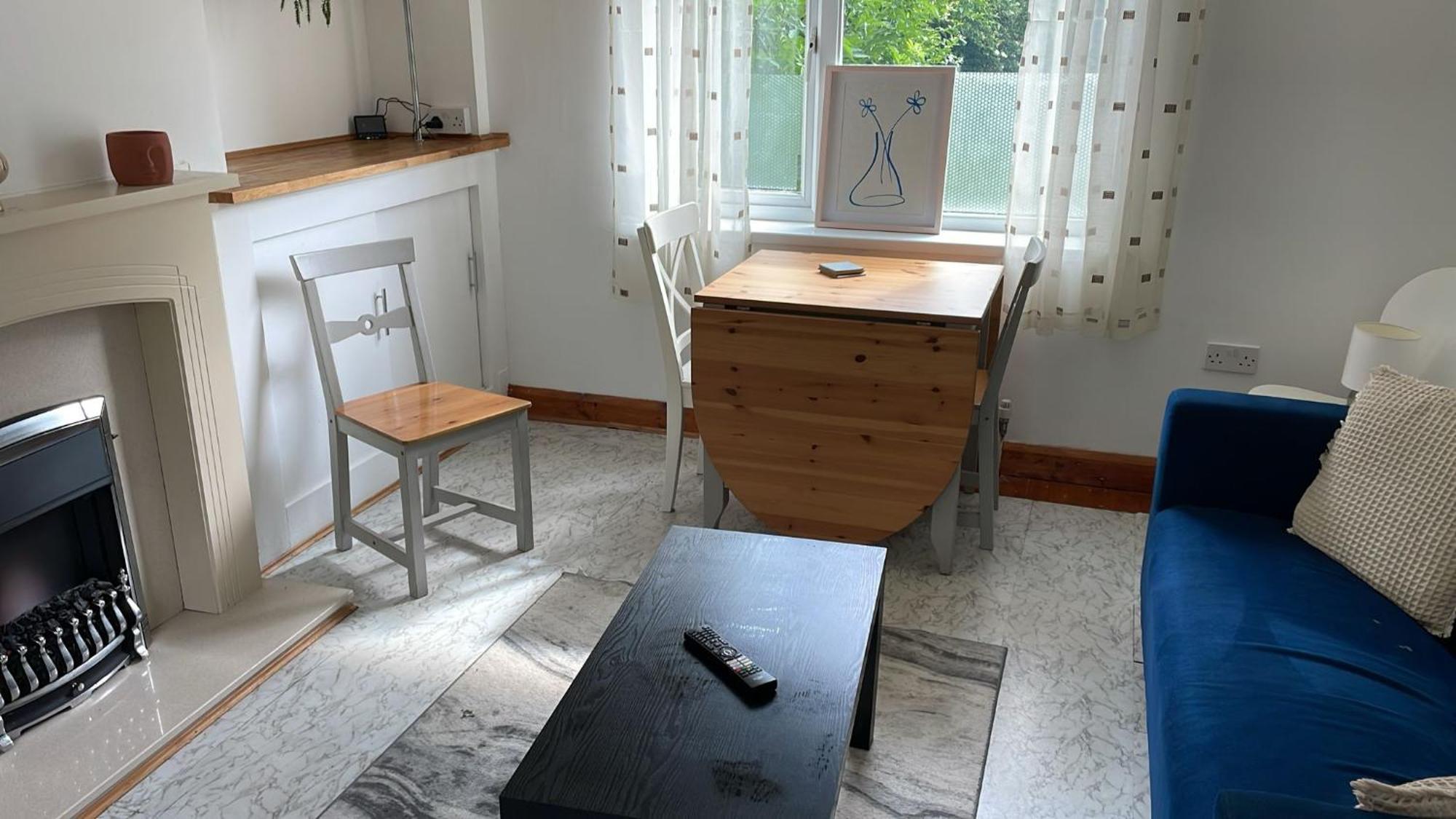 2 Bedroom Home With Driveway Close To Quayside Гейтсхед Екстериор снимка